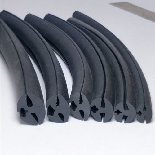 專業(yè)制造，品質(zhì)保障 探秘清河縣順冠橡膠制品廠的密封條與橡膠防塵套